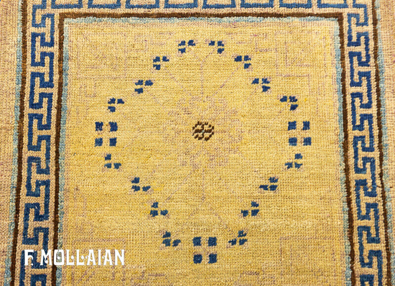 Antique Khotan Rug n°:76380440